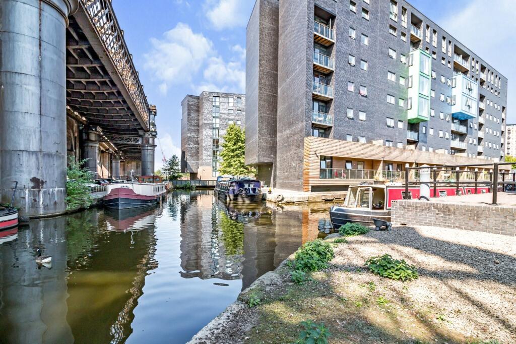 Main image of property: Potato Wharf, Manchester, Greater Manchester, M3