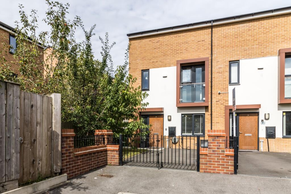 Main image of property: Deanwater Close, Manchester, M13