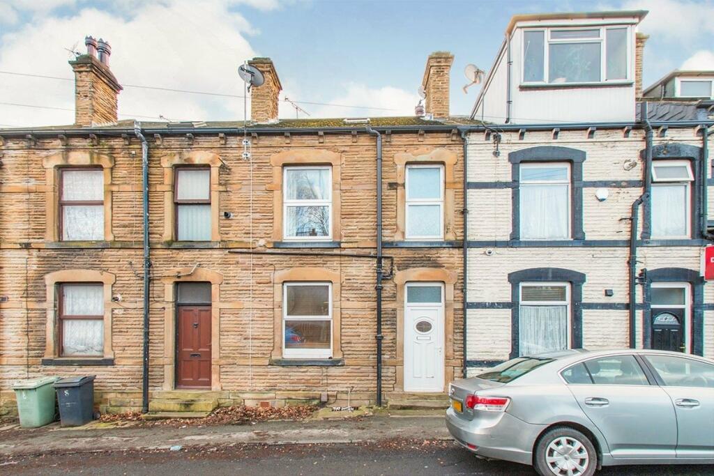 Main image of property: New Bank Street, Morley, Leeds, West Yorkshire, LS27