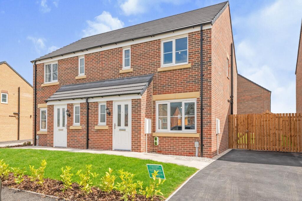 Main image of property: Albert Rise, Morley, Leeds, West Yorkshire, LS27