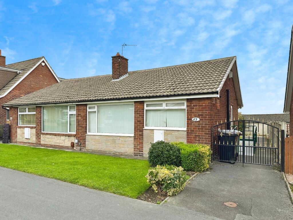 Main image of property: Wharfedale Rise, Tingley, Wakefield, West Yorkshire, WF3