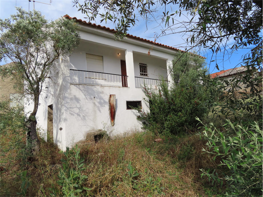 2 bedroom detached house for sale in Castelo Branco, Beira Baixa, Portugal