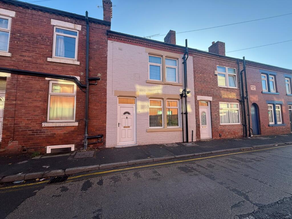 Main image of property: Friarwood Lane, Pontefract, West Yorkshire, WF8