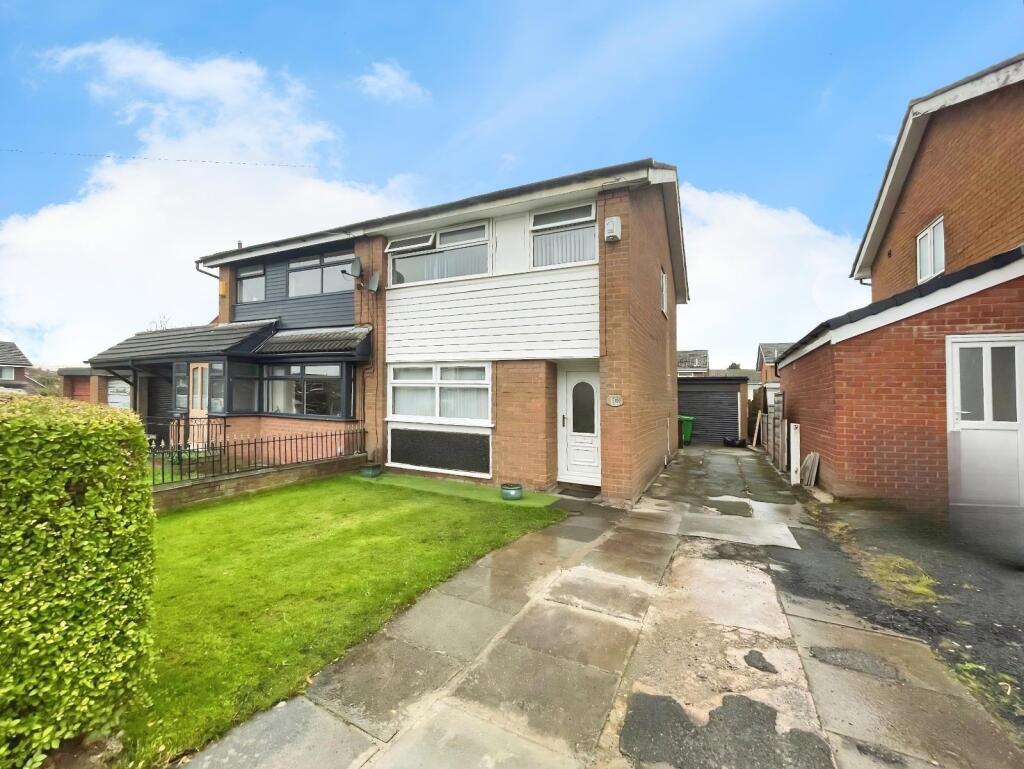 Main image of property: Redrose Crescent, Manchester, Greater Manchester, M19