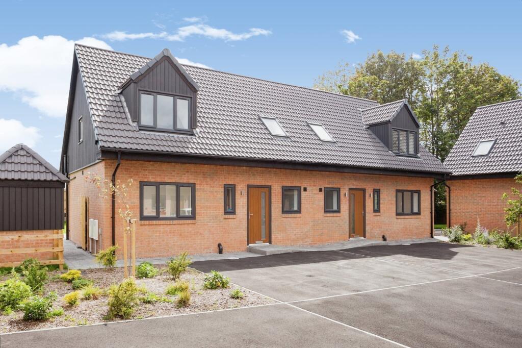 Main image of property: Pottery Place, Woodlesford, Leeds, West Yorkshire, LS26
