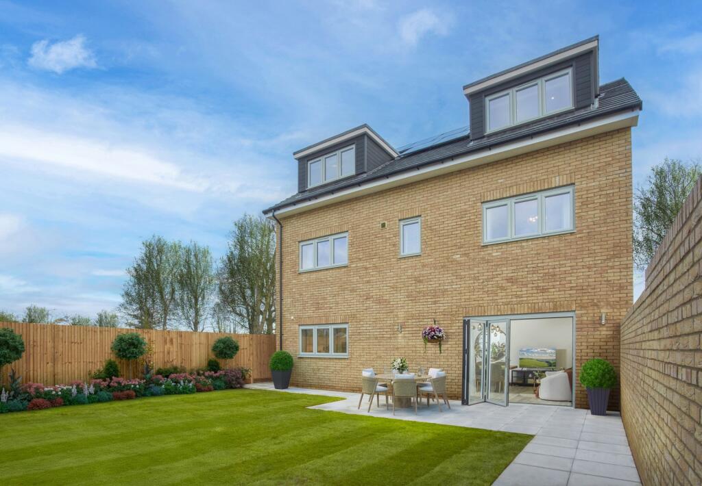 Main image of property: Thornwood Park, Thornwood, Epping