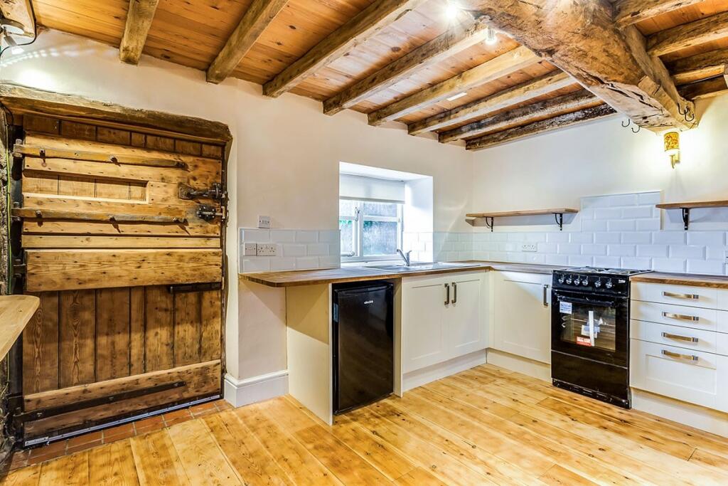 Main image of property: Bretton Lane, Bretton, Wakefield, West Yorkshire, WF4