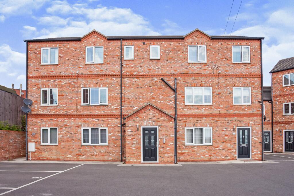 Main image of property: Oak Tree Court, Wakefield, West Yorkshire, WF1