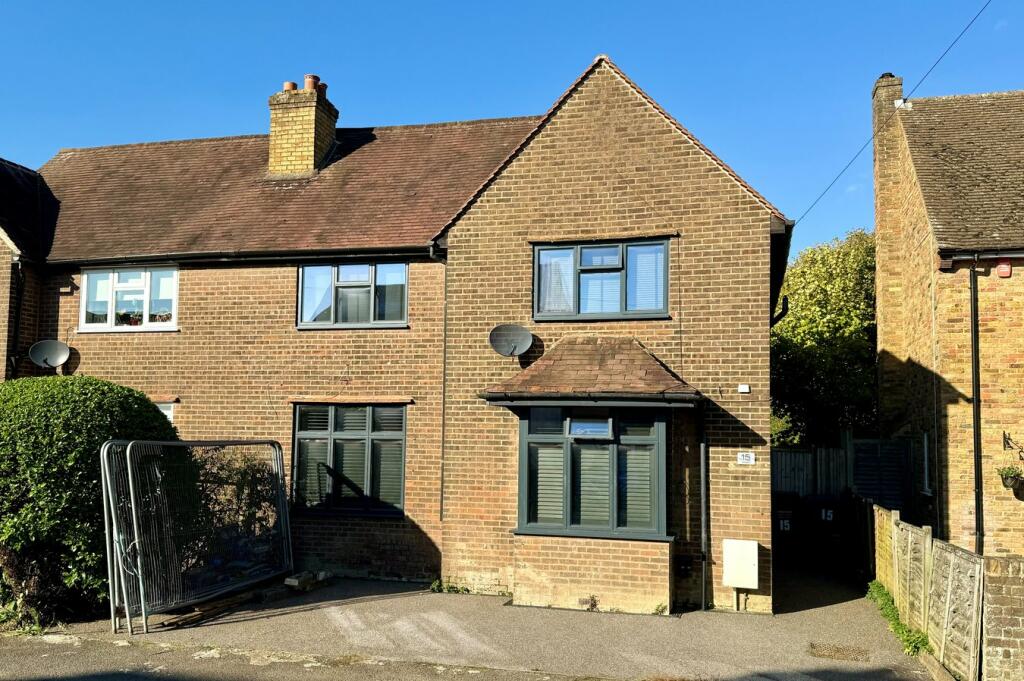 Main image of property: Orchard Grove, Chalfont St Peter, SL9