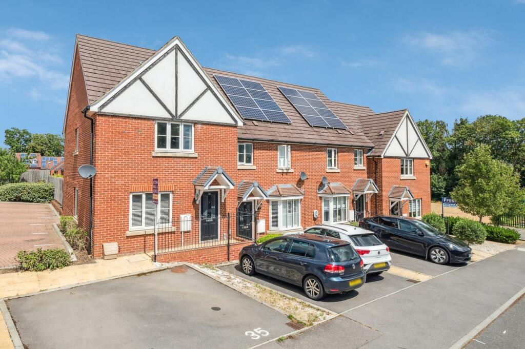 Main image of property: Grange Road, Chalfont St Peter, SL9