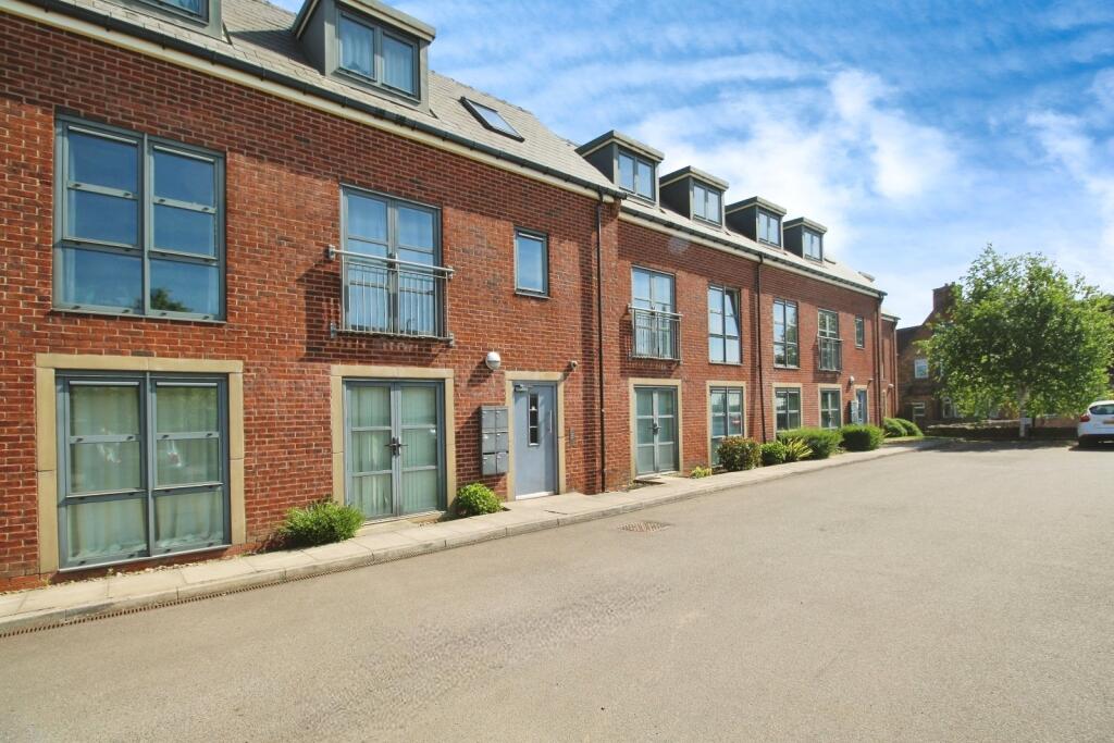 Main image of property: White Lane, Sheffield, South Yorkshire, S12