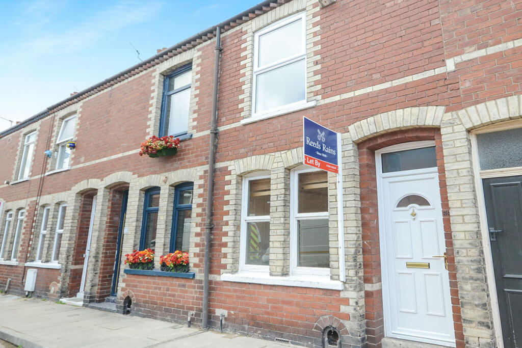3 bedroom terraced house for rent in Curzon Terrace, South Bank, York, North Yorkshire, YO23
