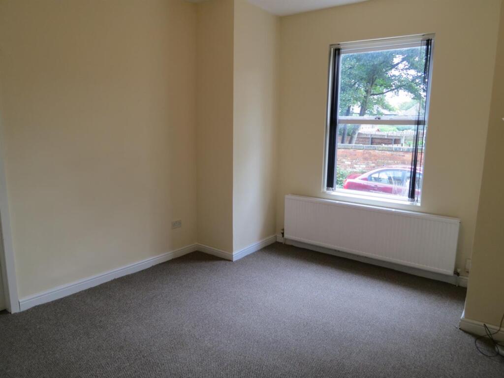Main image of property: Chatham Grove, West Didsbury, M20 1HS
