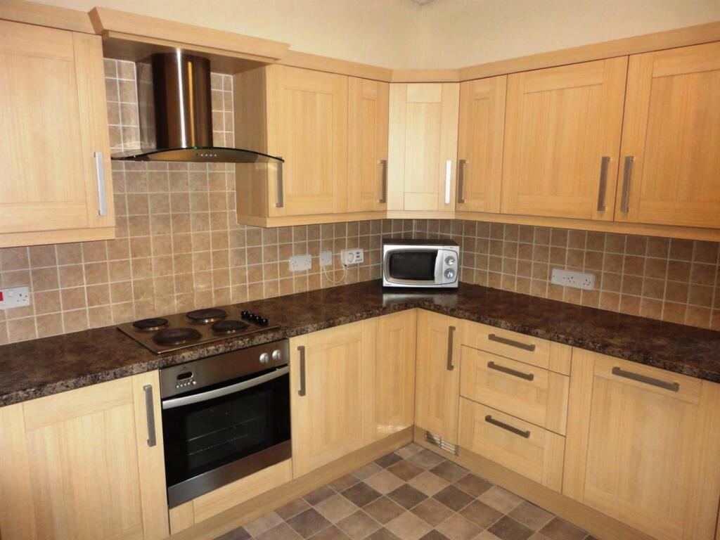 Main image of property: £126pppw Tenby Avenue, Withington