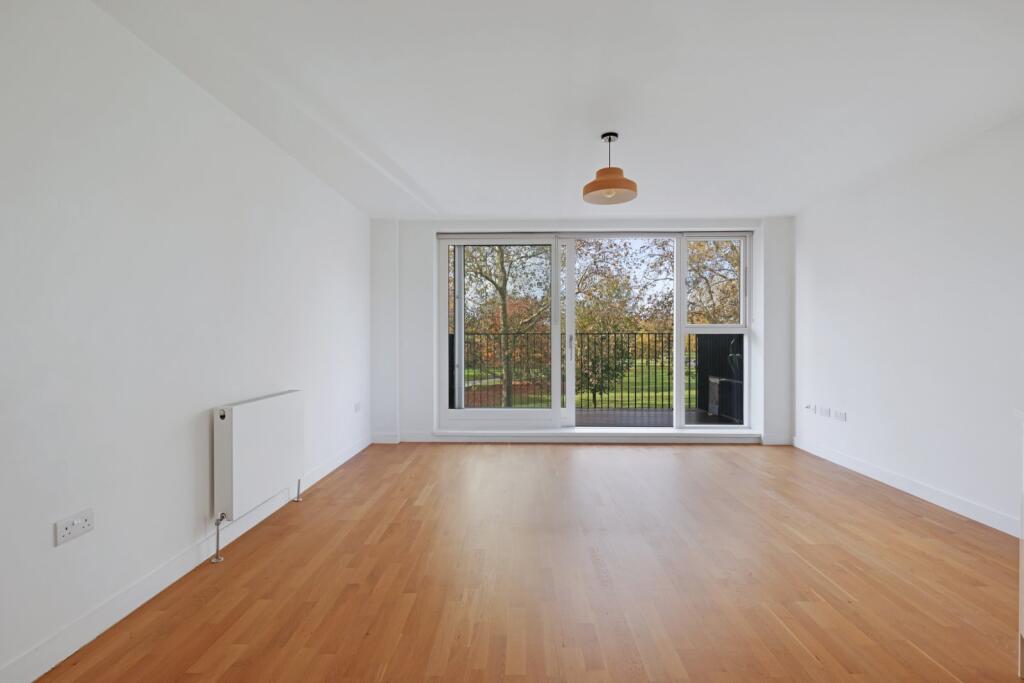 Main image of property: 35 Queensdown Road, Clapton, London, E5