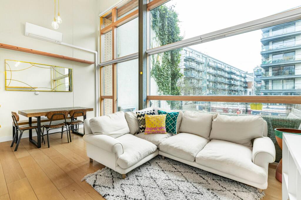 Main image of property: Benyon Wharf, 295 Kingsland Road, London, E8