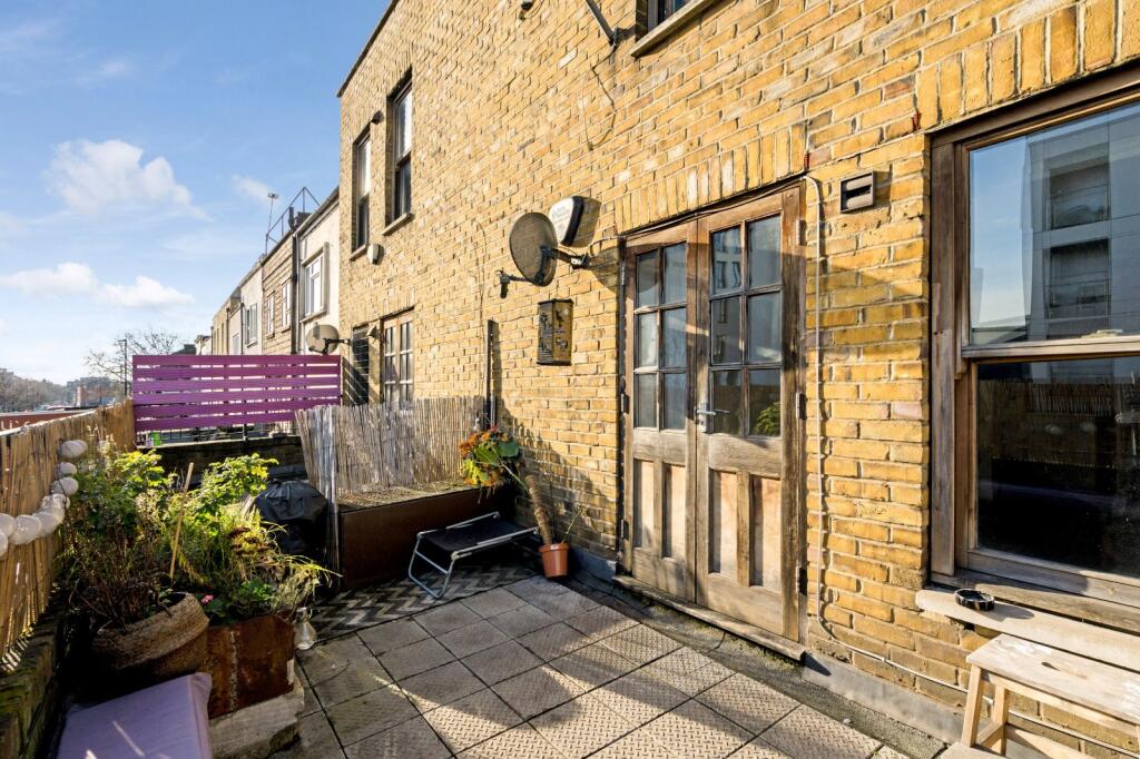 Main image of property: Cambridge Heath Road, London, E2