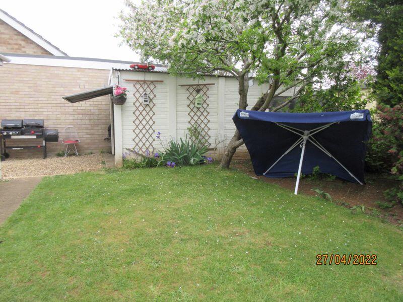 2 bedroom semidetached bungalow for sale in Horton Road, Middleton