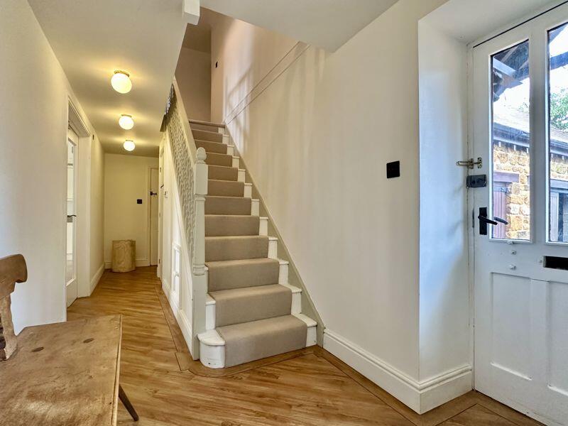 Additional property image - Meadow Barn, Avon Dassett Road, Fenny Compton