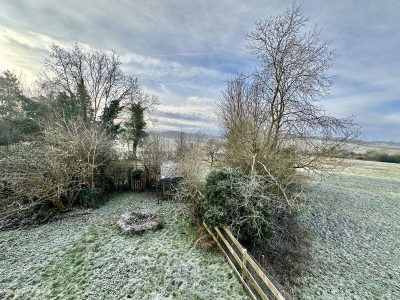 Additional property image - Meadow Barn, Avon Dassett Road, Fenny Compton
