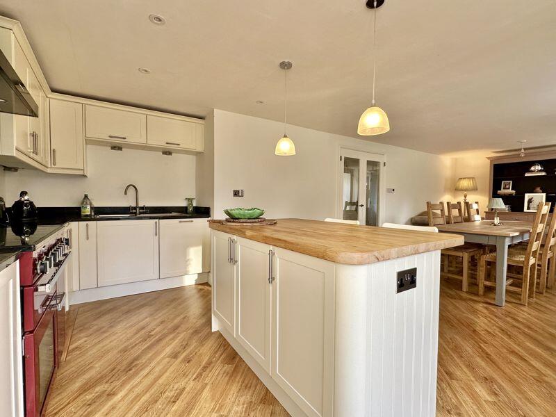 Additional property image - Meadow Barn, Avon Dassett Road, Fenny Compton