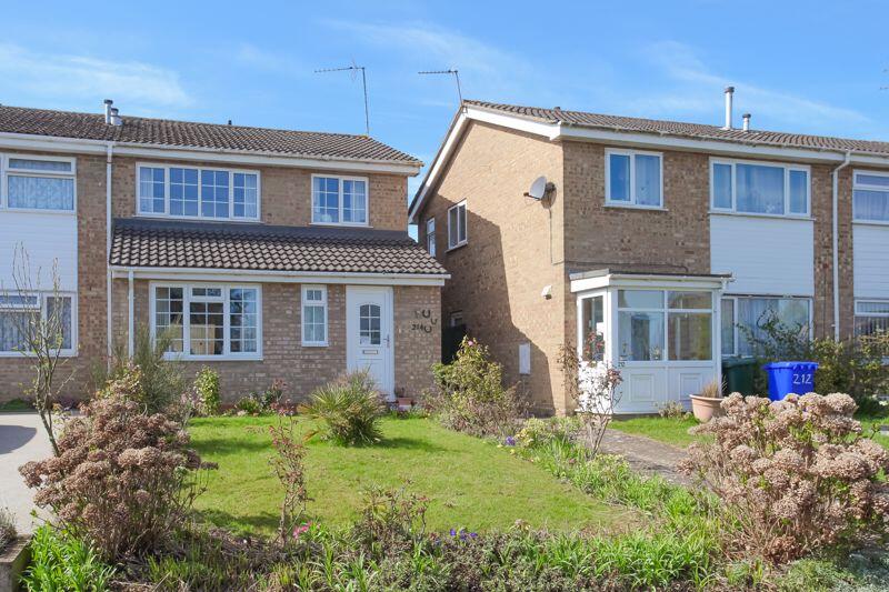 Main image of property: Chatsworth Drive, Banbury - No onward chain