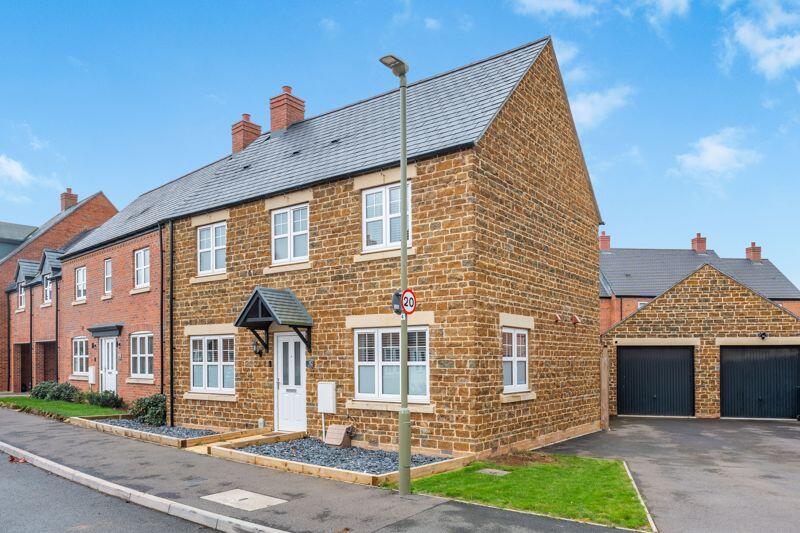 Main image of property: Bismore Road, Banbury - NO ONWARD CHAIN