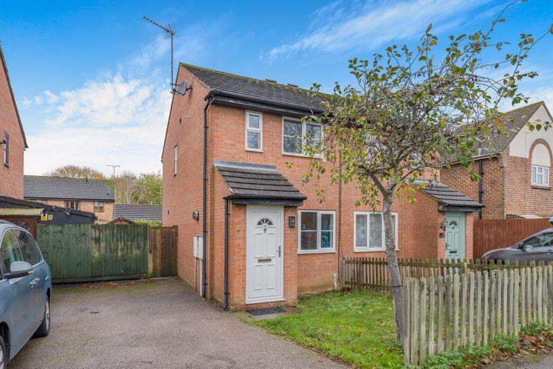 Main image of property: School Row, School View, Banbury - No onward chain