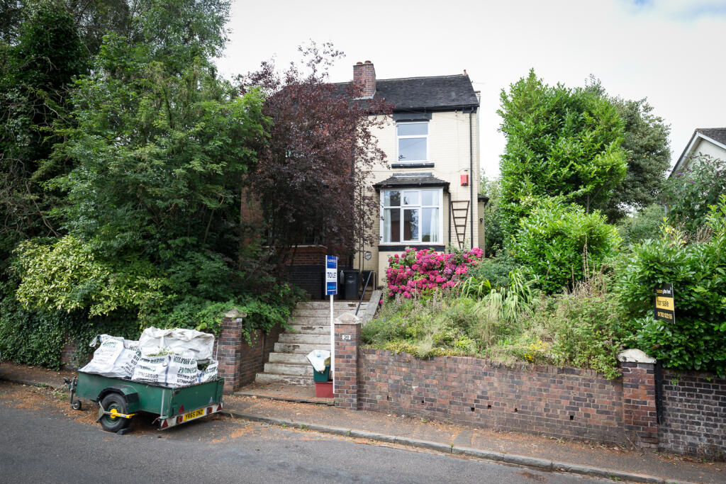 5 bedroom house of multiple occupation for sale in 28 Seabridge Road
