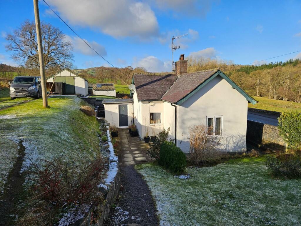 2 bedroom cottage for sale in Tollgate and land associated with Tollgate, Maerdy, Corwen LL21