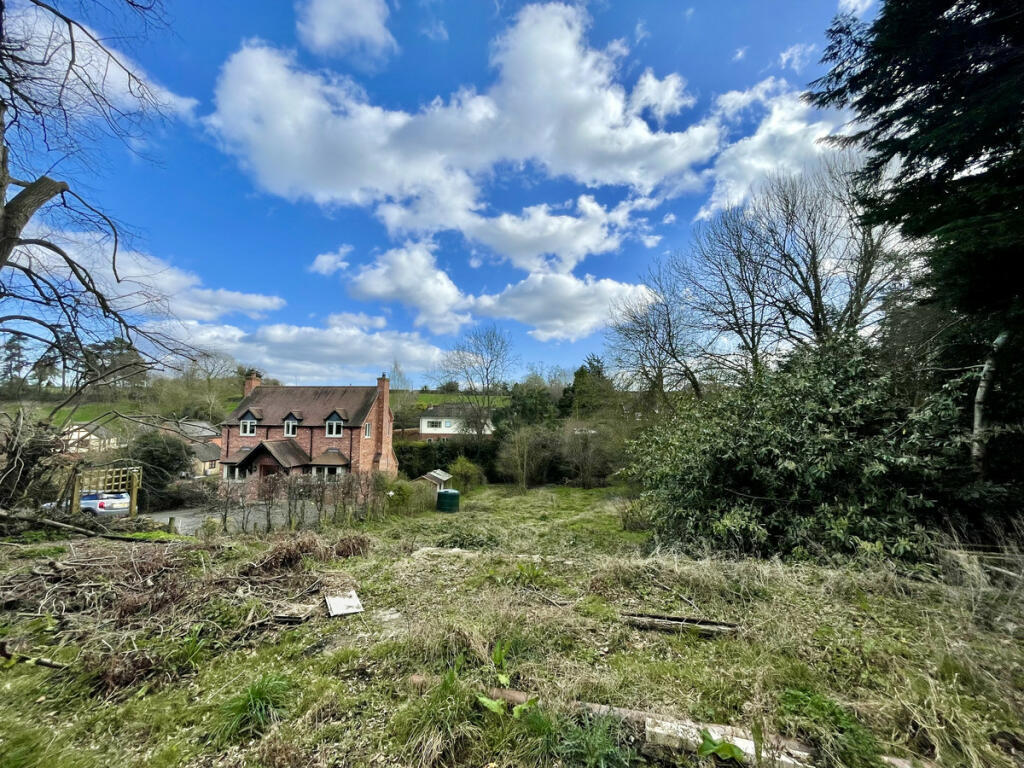 Main image of property: 15B High Street, Cleobury Mortimer, Kidderminster DY14 8DG