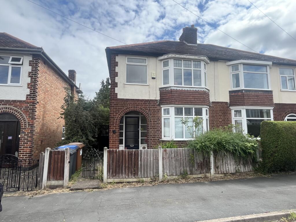 Main image of property: 13 Rosemary Way, Hinckley, Leicestershire LE10 0LN