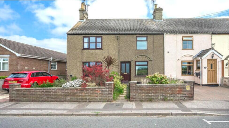 Main image of property: 28 Hall Road, Carlton Colville, Lowestoft NR33 8BT