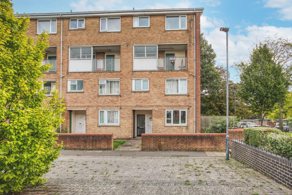 Main image of property: Flat 26, Five Lamps Court, Kedleston Street, Derby DE1 3JW