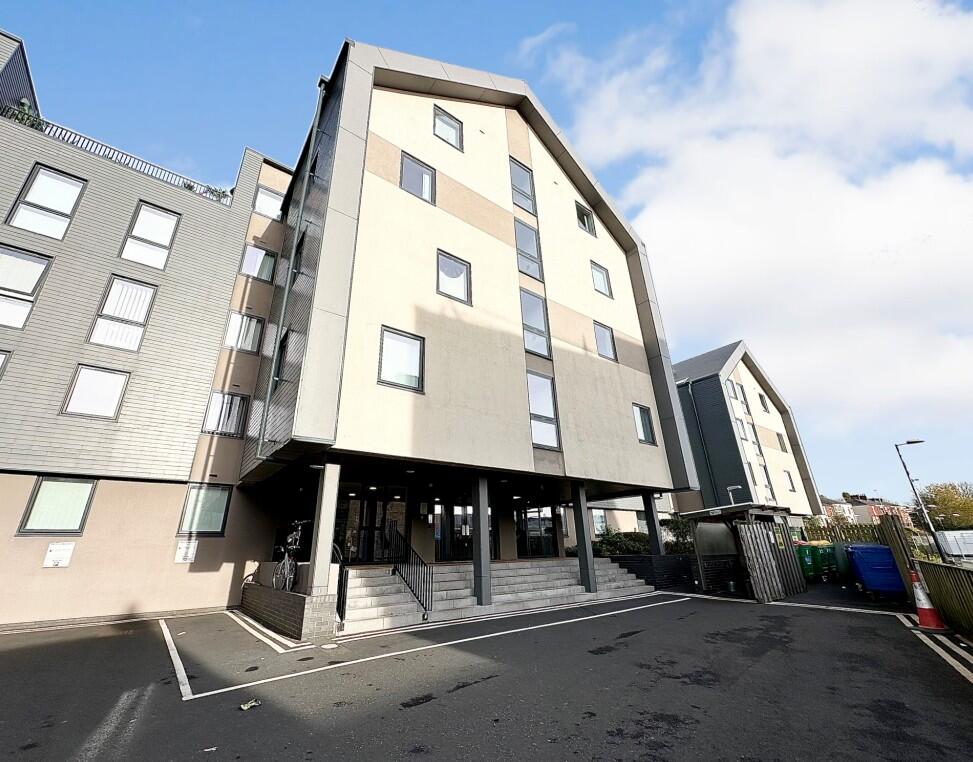 Main image of property: 9 Canterbury Halls, 2 Garstang Road, Preston PR1 1AL