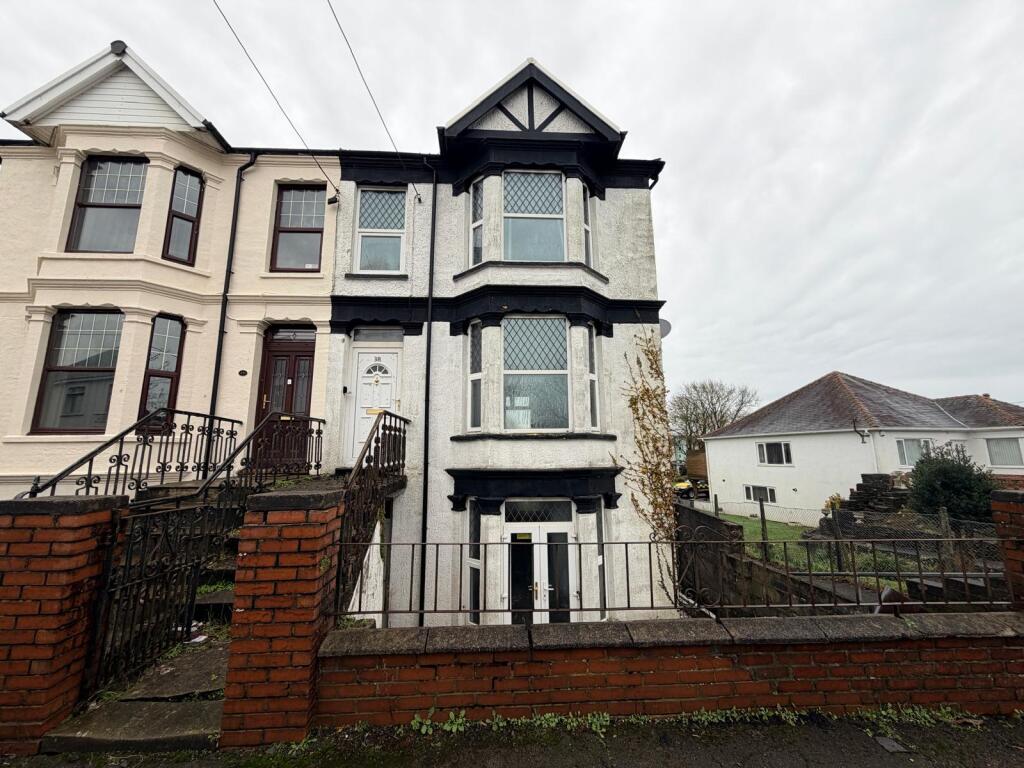 Main image of property: 38 Pontardulais Road, Gorseinon, Swansea SA4 4FE