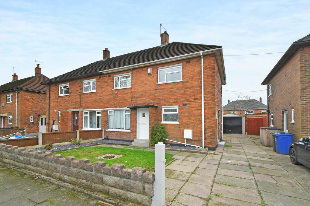 3 bedroom semidetached house for sale in Milton Road, Sneyd Green