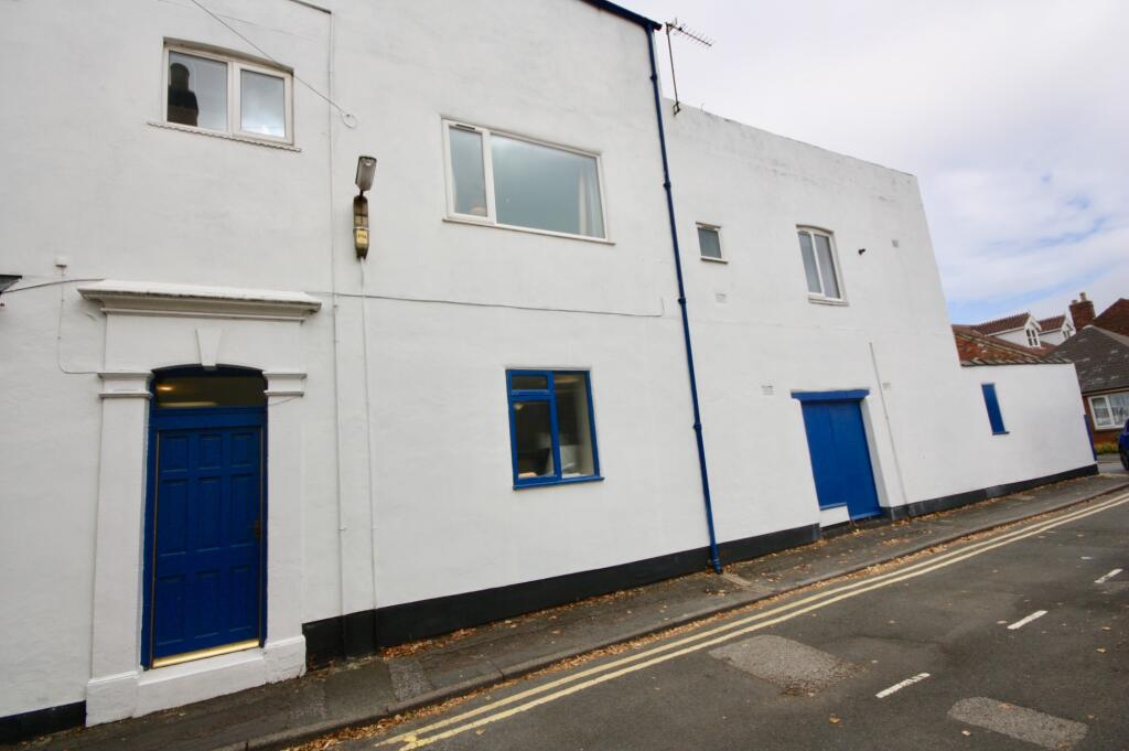 Main image of property: Newport, Lincoln