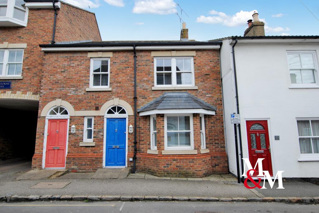 Main image of property: GLENTHORNE MEWS, NEW ROAD