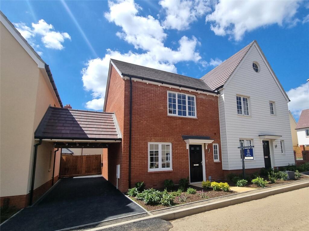 2 bedroom semidetached house for sale in Coggeshall Road, Kelvedon