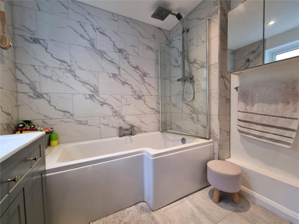 Additional property image - Tilkey Road, Coggeshall, Colchester, Essex, CO6