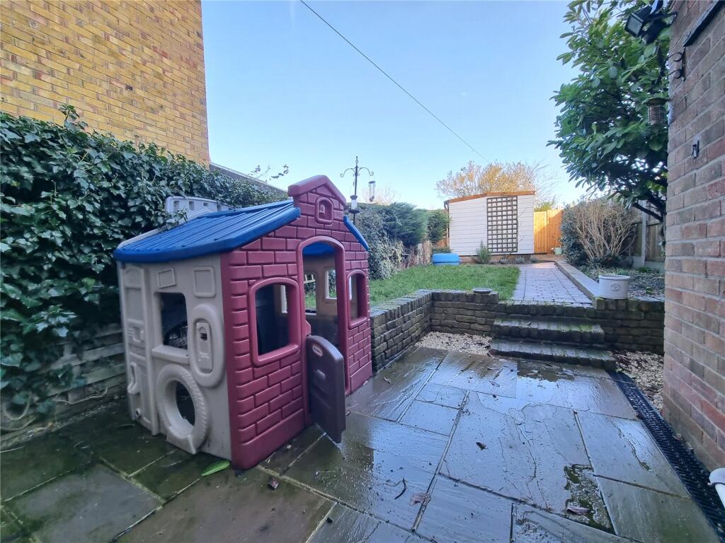 Additional property image - Tilkey Road, Coggeshall, Colchester, Essex, CO6