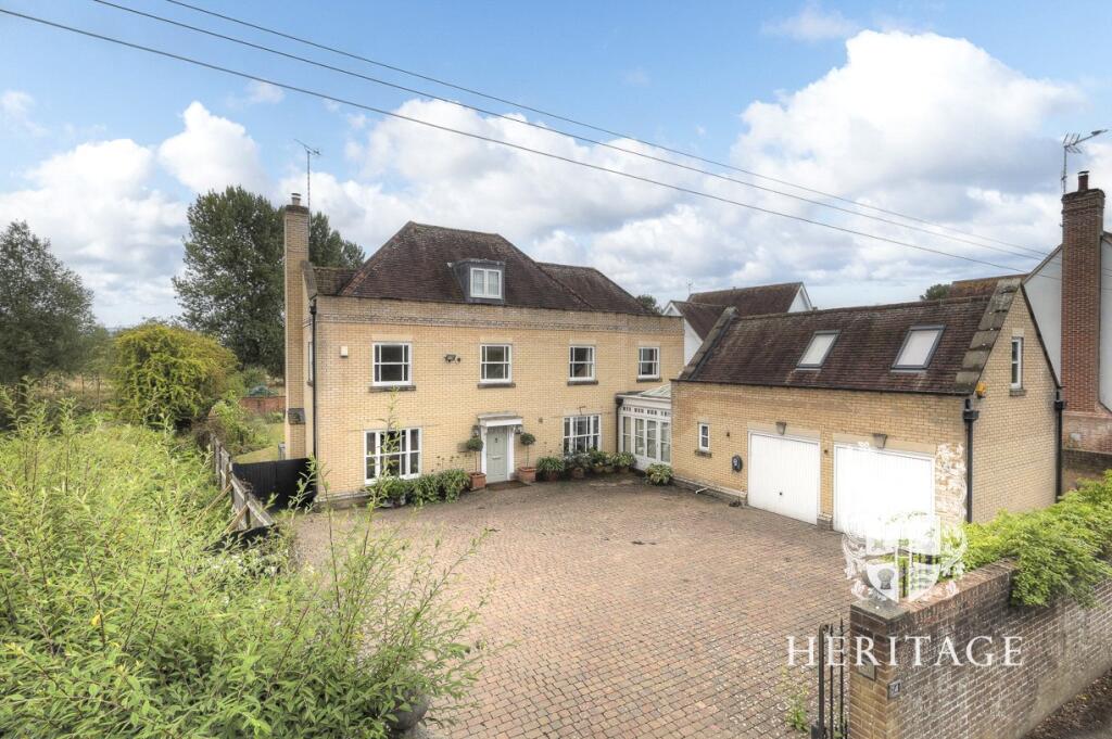 Main image of property: East Street, Coggeshall, Colchester, Essex, CO6