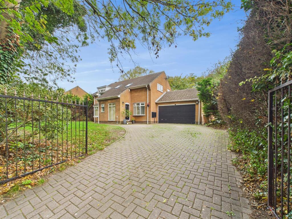 Main image of property: Melton Road, North Ferriby