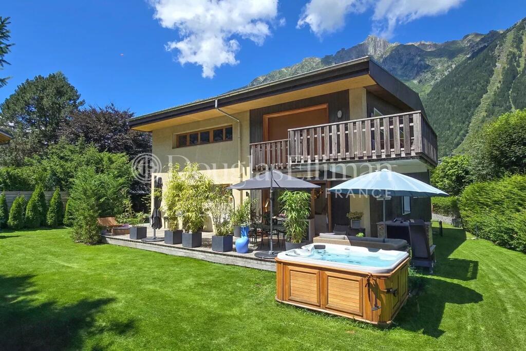 Main image of property: Rhone Alps, Haute-Savoie, Chamonix