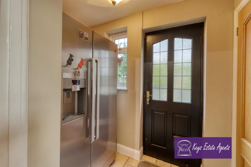 3 bedroom detached house for sale in Caverswall Road, Blythe Bridge,, ST11