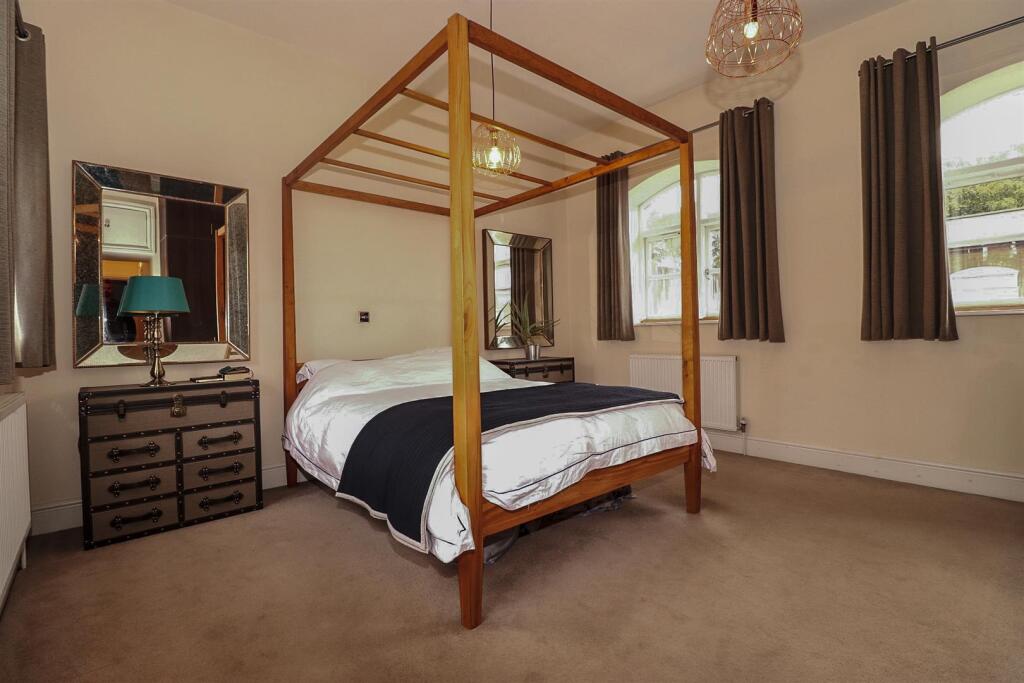Main image of property: Warstone Lane, Hockley, Birmingham