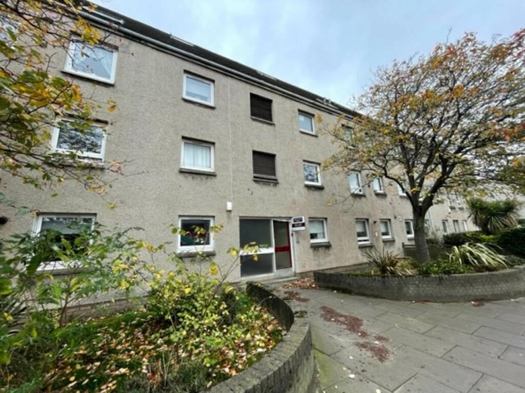 2 bedroom flat for rent in Commercial Street, The Shore, Leith, EH6