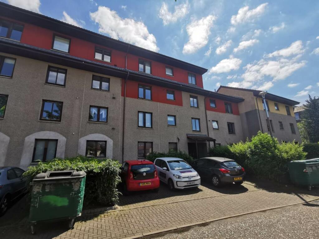 2 bedroom flat for rent in New Orchardfield, Leith Walk, Edinburgh, EH6