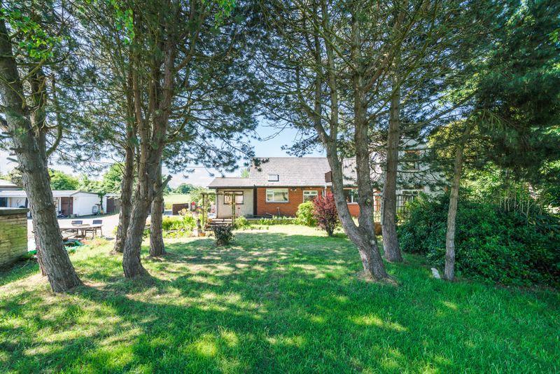 4 bedroom detached house for sale in Warpers Moss Lane, Burscough, L40